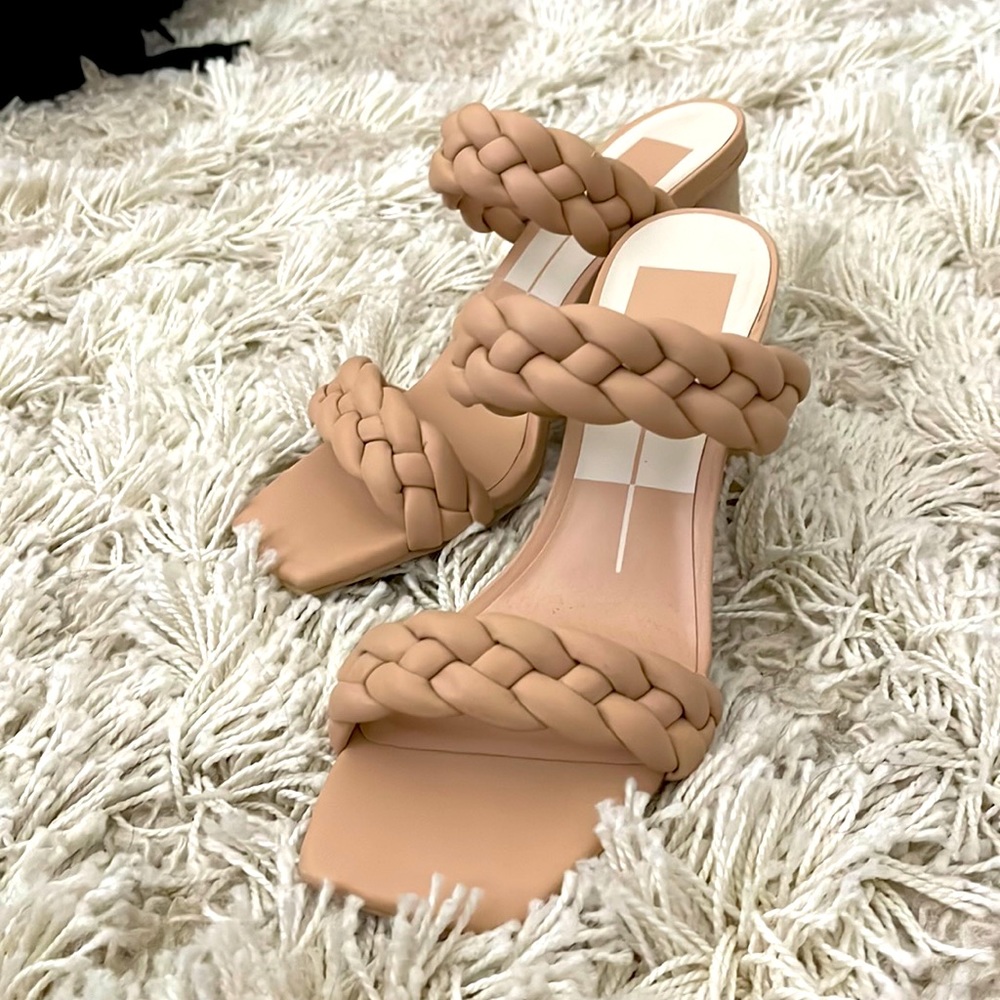 Dolce Vita Paily Block Heel Size 6 in Cream Stella - LIKE NEW!